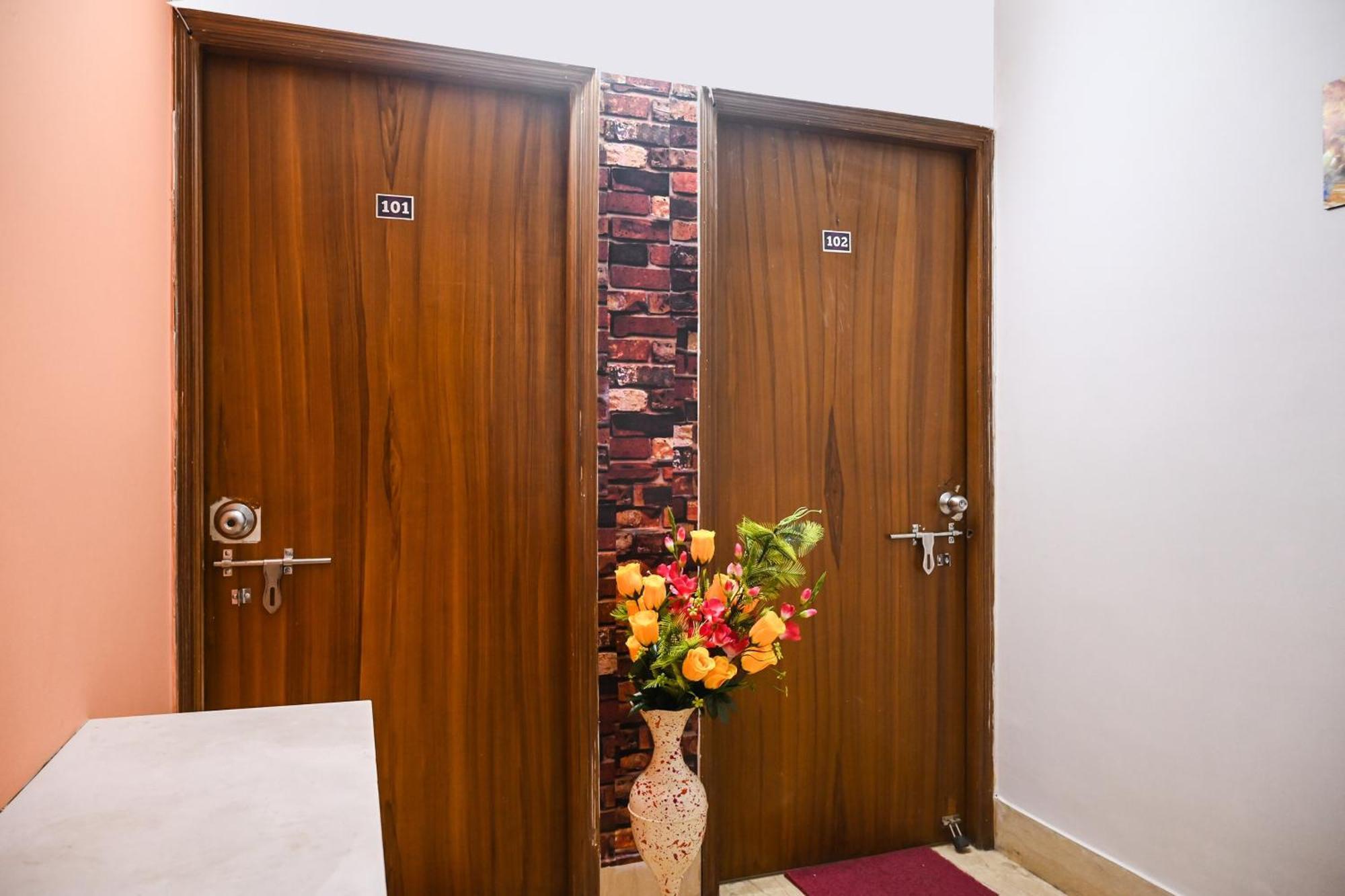 Hotel O Shraddha Residency 2 Calcutta Eksteriør billede